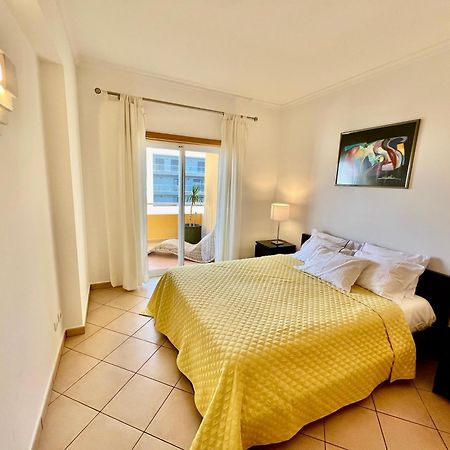 Casa Sol, Fast Wifi, Airco, Swimming Pool Near The Beach Praia Da Rocha Portimao Exterior photo