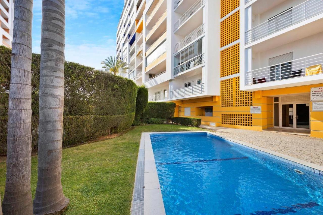 Casa Sol, Fast Wifi, Airco, Swimming Pool Near The Beach Praia Da Rocha Portimao Exterior photo