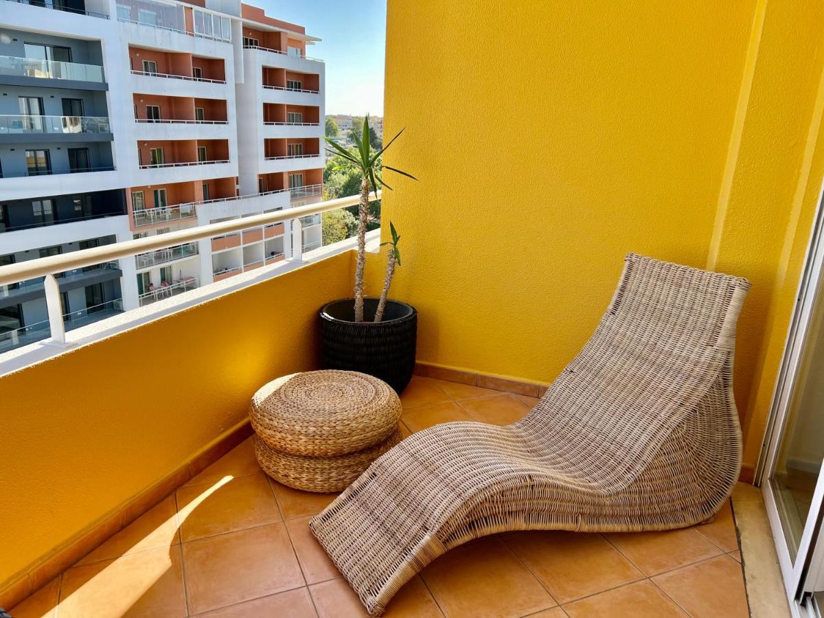 Casa Sol, Fast Wifi, Airco, Swimming Pool Near The Beach Praia Da Rocha Portimao Exterior photo